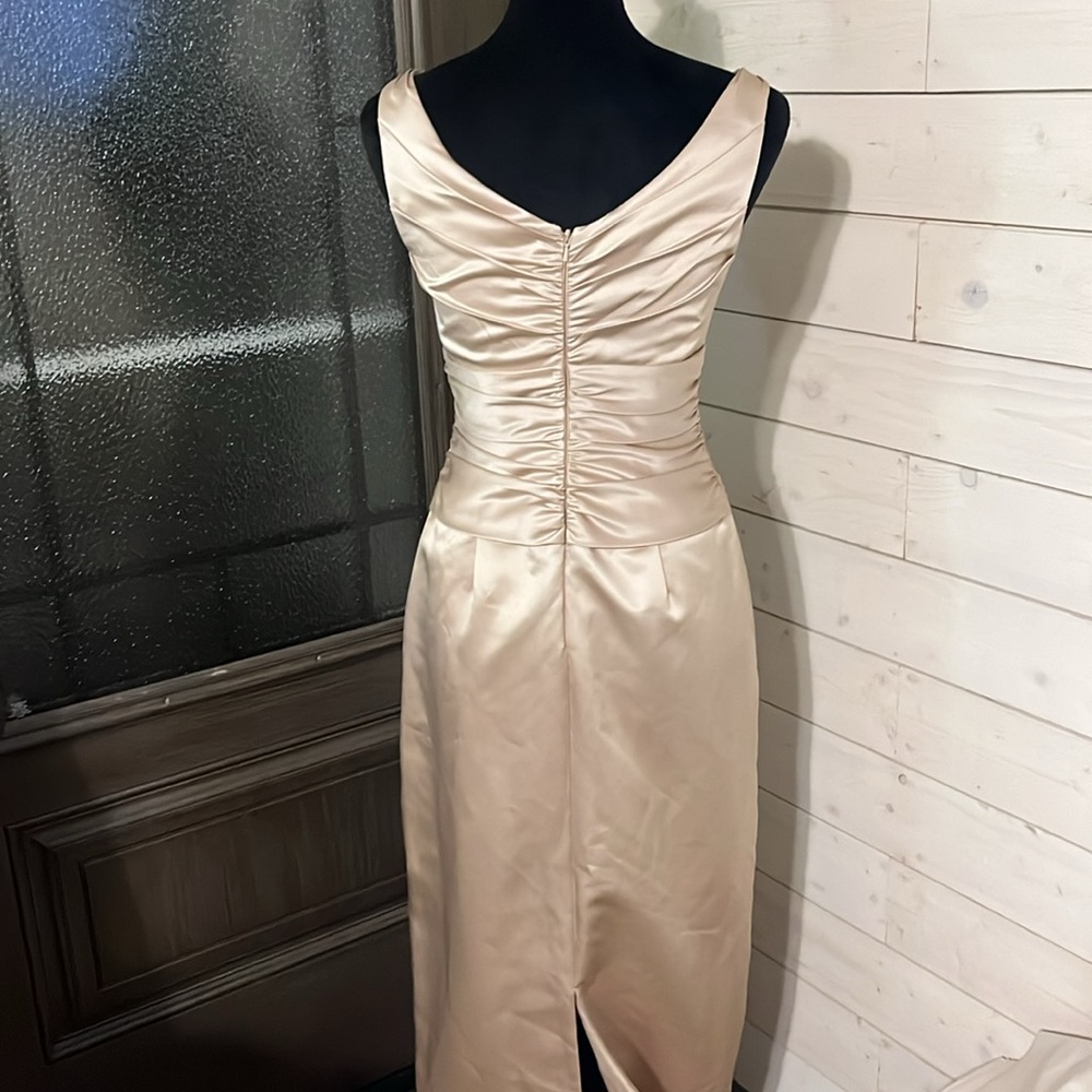 NWT Champagne Sleeveless Bridesmaid/Prom Dress Long - Picture 4 of 7